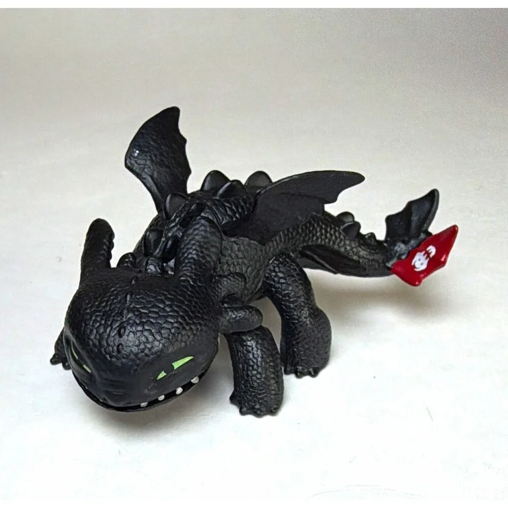 DreamWorks How to Train Your Dragon Toothless Black PVC Dragon Figure 2014